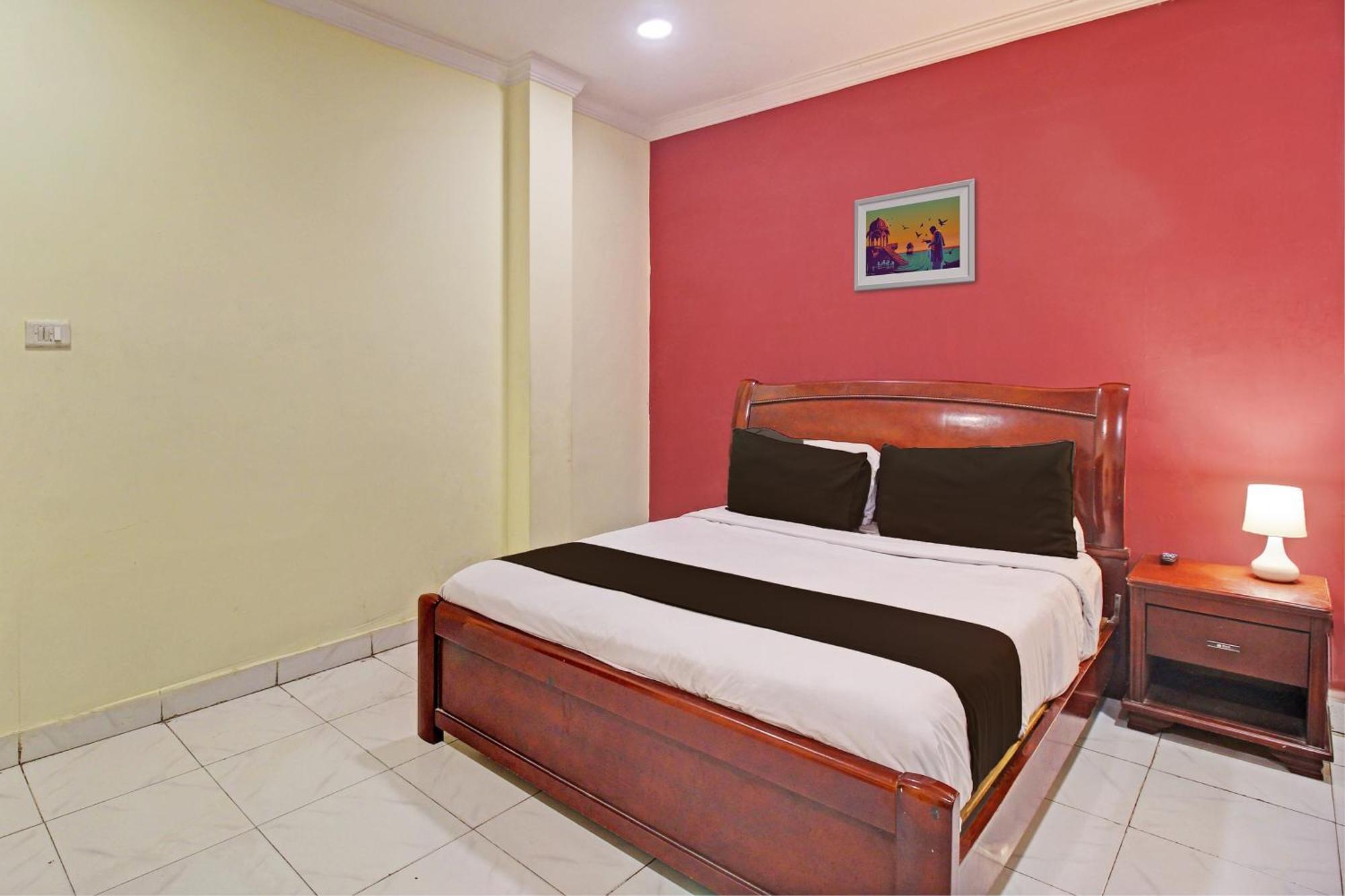 Hotel O Ruma Near Nampally Railway Station Hyderabad Exterior foto