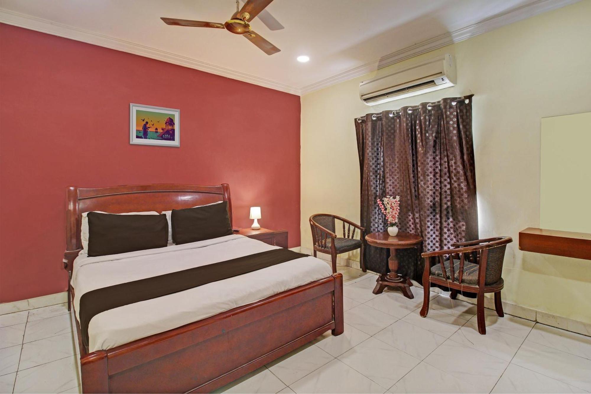 Hotel O Ruma Near Nampally Railway Station Hyderabad Exterior foto